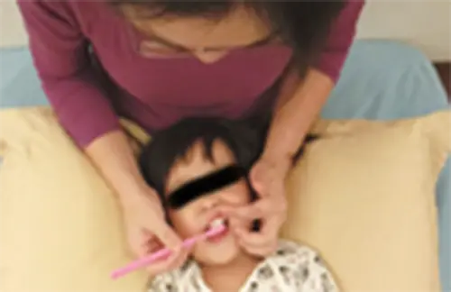 【嬰幼兒口腔保健】 【嬰幼兒口腔保健】